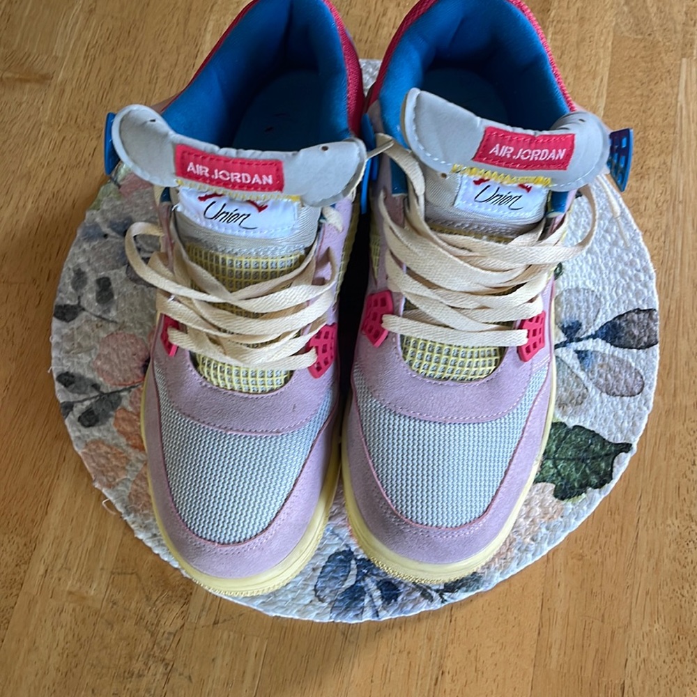 Jordan 4 guava